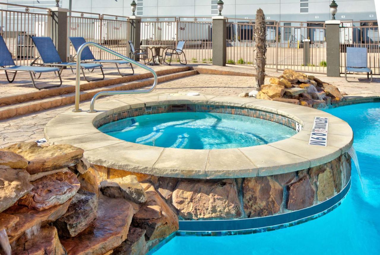 La Quinta By Wyndham Dallas Grand Prairie South Exteriör bild